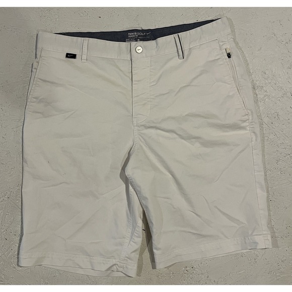 Nike Golf Shorts Mens 34 Modern Fit Dri-FIT Performance Athletic 725710-100 - Picture 1 of 10